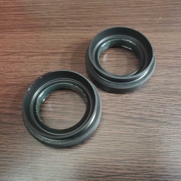 OEM 240Z R180 Differential Side Oil Seal Pair (Left/Right)