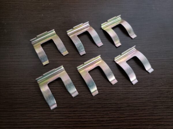 OEM 240Z Brake Hose Spring Clips 6 Pieces