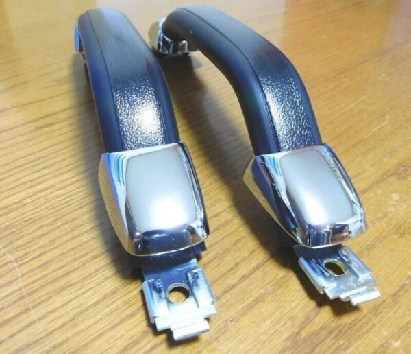 OEM Nissan 240Z/260Z Interior Door Pull Handles - Image 4