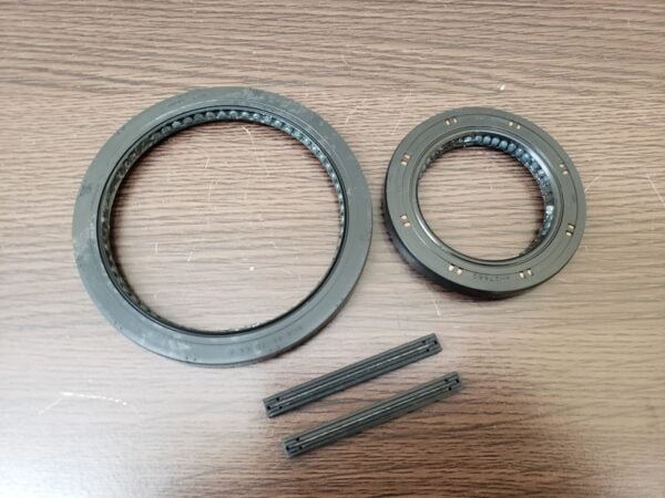 OEM 240Z Crankshaft Oil Seal 3 Piece Set