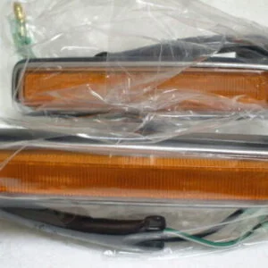 OEM Skyline C10 2D/4D Amber Side Maker Lamps Pair