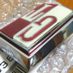 Alternative view of OEM Skyline C10 2D GT Emblem