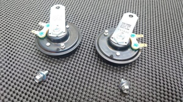 OEM AE86 High-Pitch/Low-Pitch Horn Set - Image 3