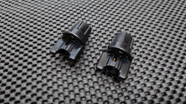 OEM AE86 License Lamp Socket Pair (Left/Right) - Image 3