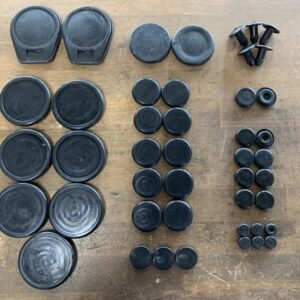 Skyline C10 2D/4D Interior Floor Rubber Grommet Set