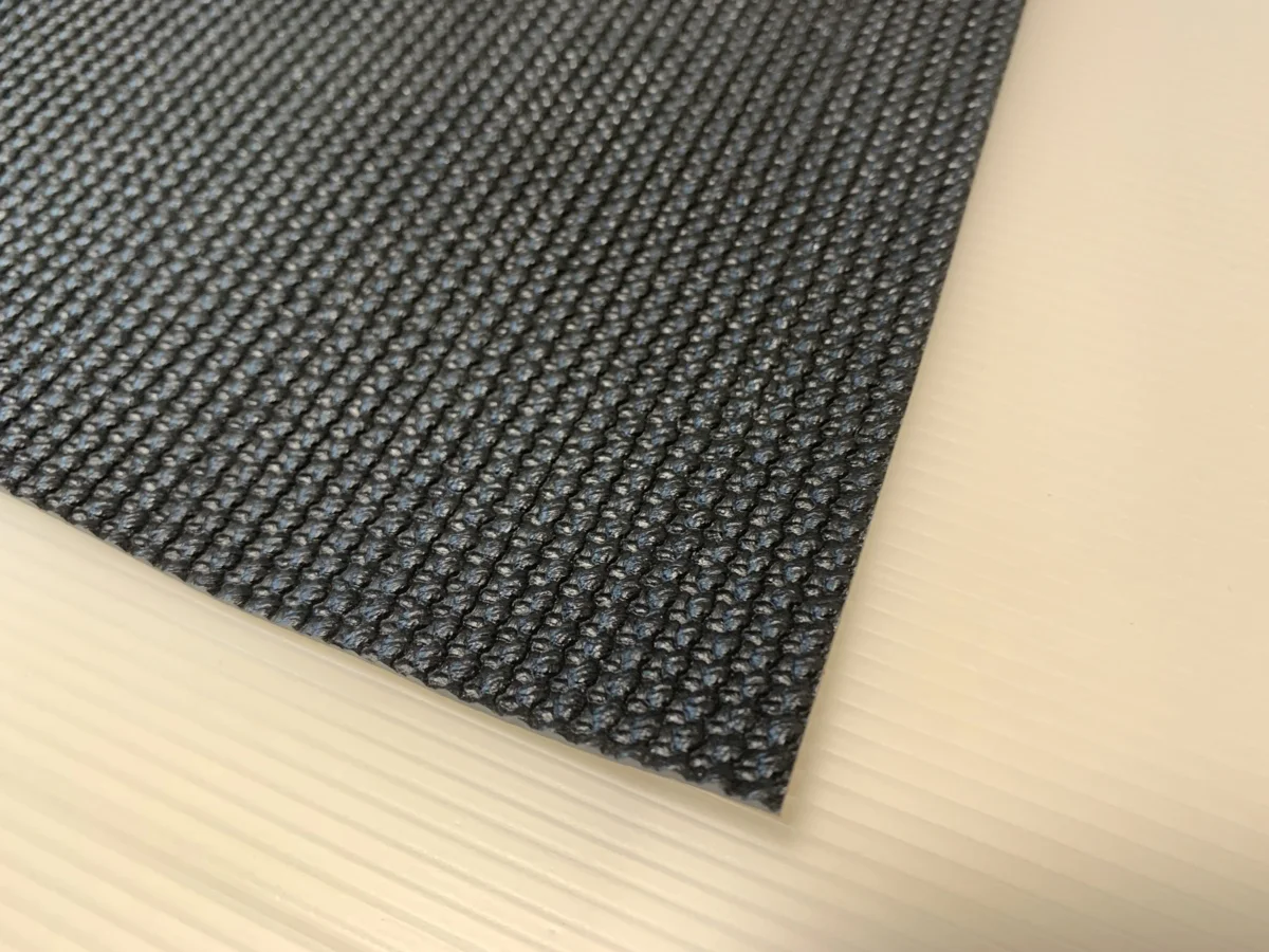 Skyline C10 2D/4D Vinyl Trunk Mat - Image 2