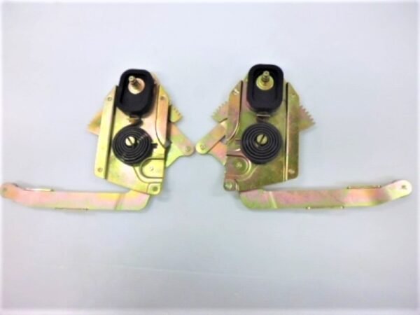 Skyline C10 2 Door Rear Manual Window Winding Regulator Set