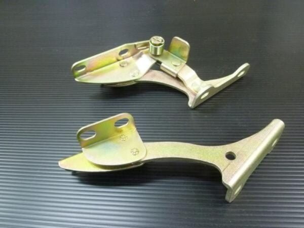 Skyline C10 2D/4D Bonnet Hood Hinge Set 1969 - Image 2