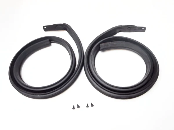 Skyline Kenmeri 2 Door C110 Door Body Side Weather Strip Set