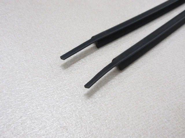 OEM Sunny B110 Door Weather Strip Inside Pair - Image 2