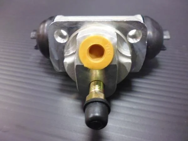 Sunny B110 13/16 Wheel Cylinder Set of 2 - Image 3