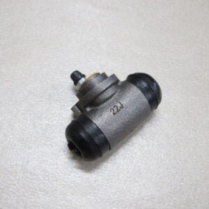 Corolla E70 Rear Wheel Brake Cylinder 13/16