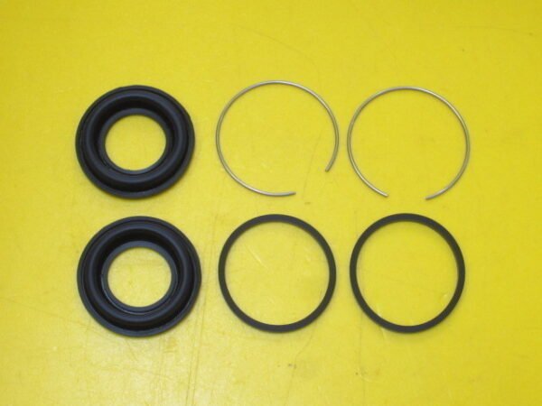 Corolla E70 Front Brake Caliper Seal Kit