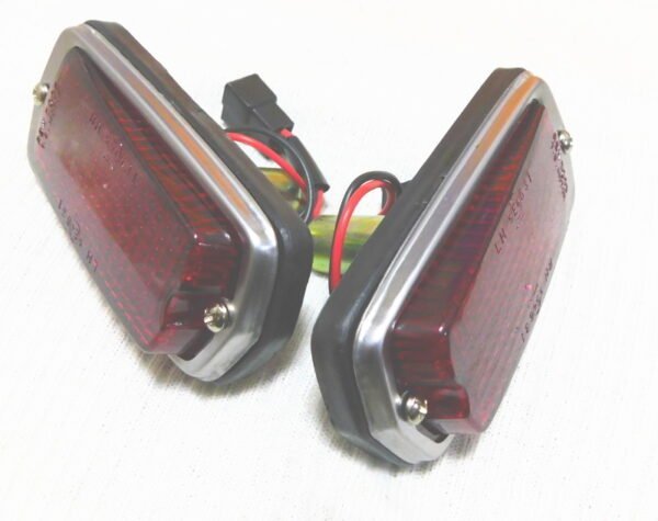 Bluebird 510 Red Side Marker (turn signal) Lights - Image 2