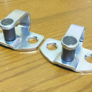 OEM Nissan Bluebird 510 Door Striker Set